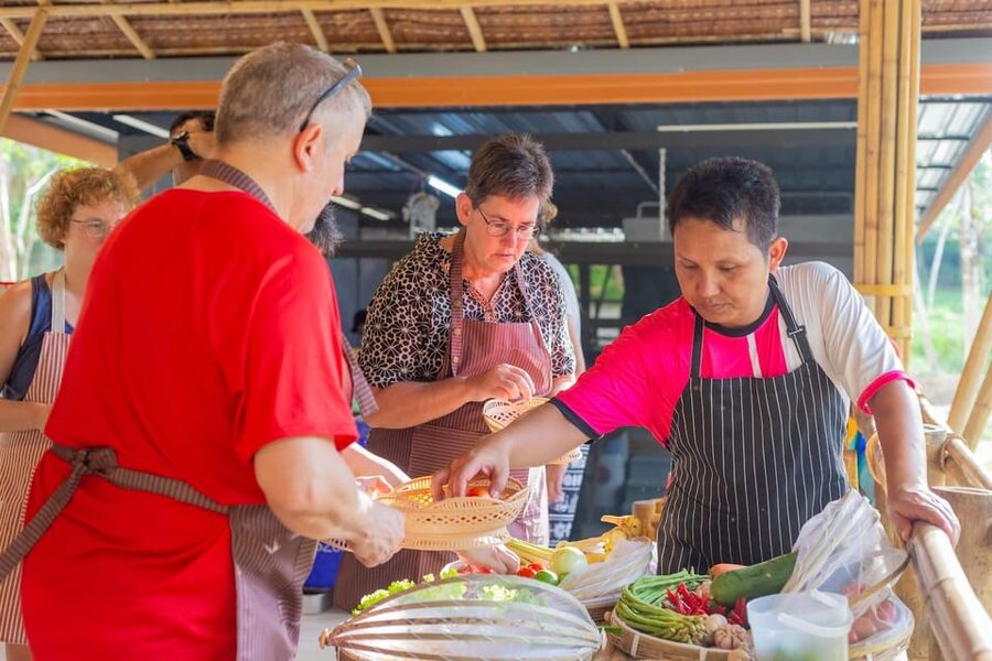 3 hours Khao Lak Cooking Class and Market Visit - Should You Book This Khao Lak Market and Cooking Class?