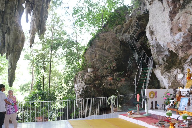 Full-Day Temple Tour Including Dragon Cave from Khao Lak - Dragon Cave Temple: stalactites, cave atmosphere, and a chance to catch monks