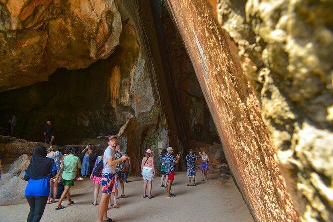 James Bond and Koh Panyee Village Sea Canoeing from Khao Lak - James Bond Island: one hour for iconic cliffs