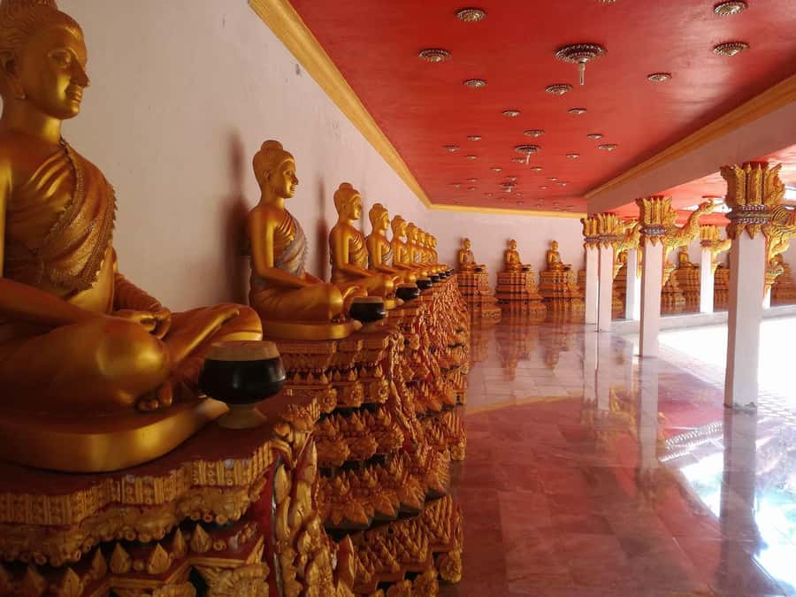 Khao Lak: A Spiritual Journey to its Most Exquisite Temple - Bang-Rieng Temple’s monumental chedi: the spiritual pause
