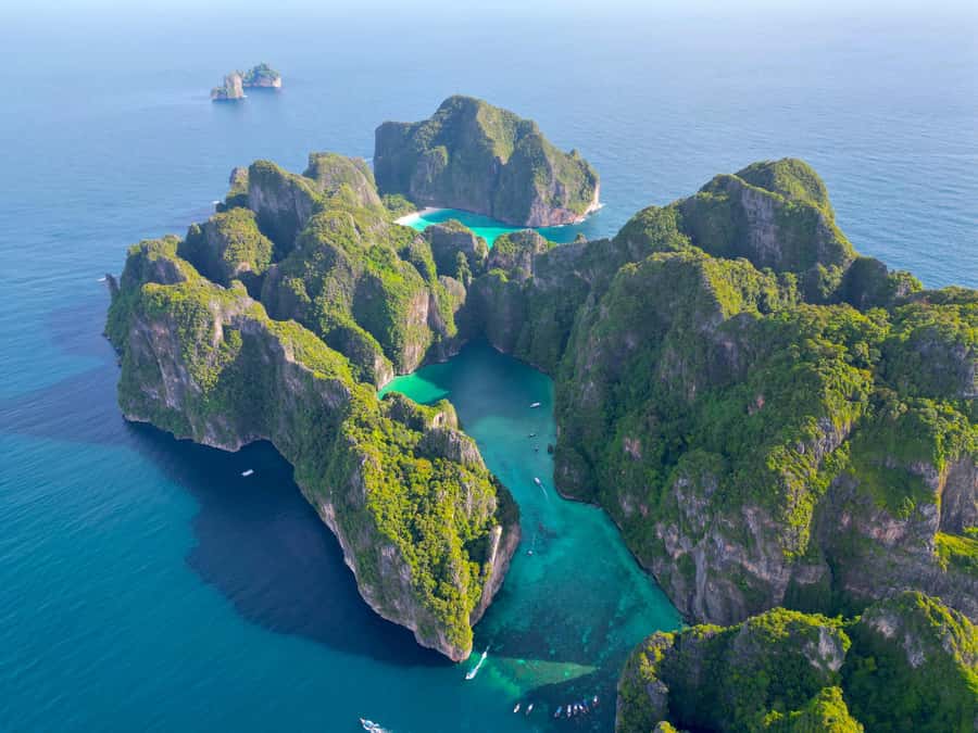 Khao Lak: Day Trip to Phi Phi with Private Longtail Tour - Entering Phi Phi the efficient way from Khao Lak