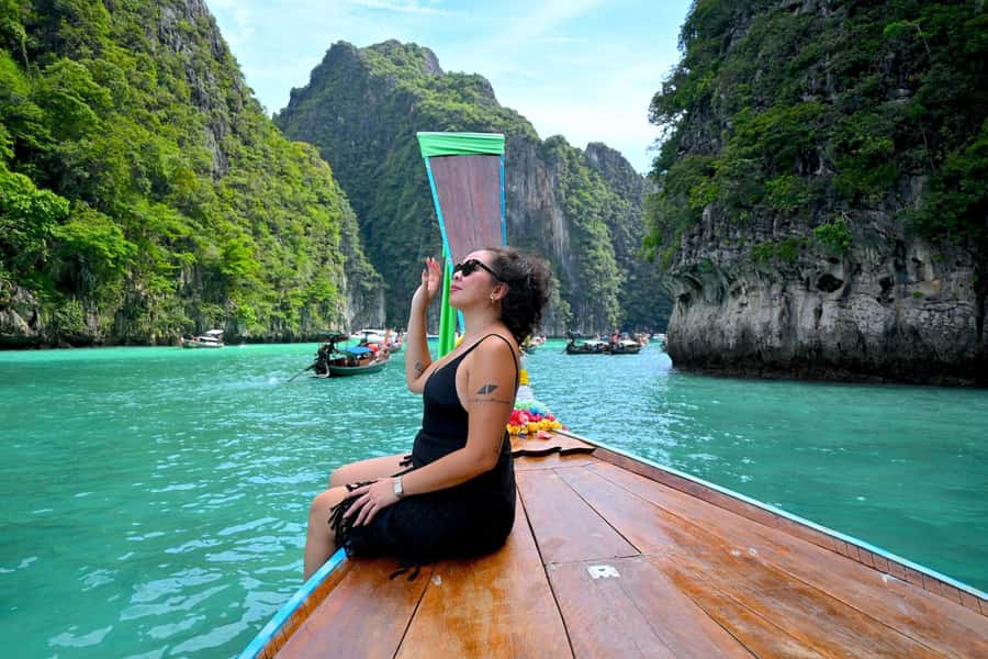Khao Lak: Day Trip to Phi Phi with Private Longtail Tour - The 4-hour private longtail: your captain, your pace, your photos