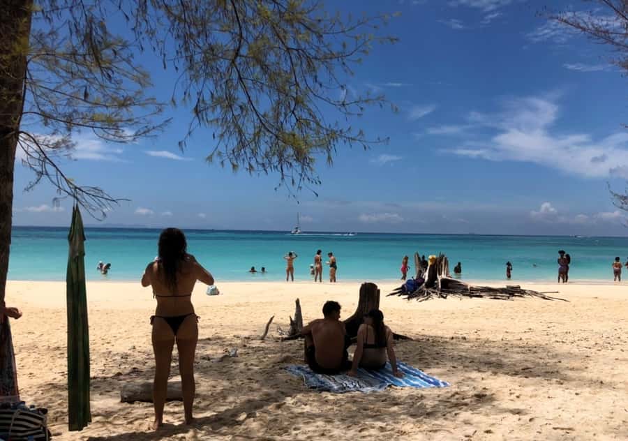Khao Lak: Phi Phi & Bamboo Island Day Trip by Speedboat - Royal Phuket Marina: where the day starts with breakfast and safety