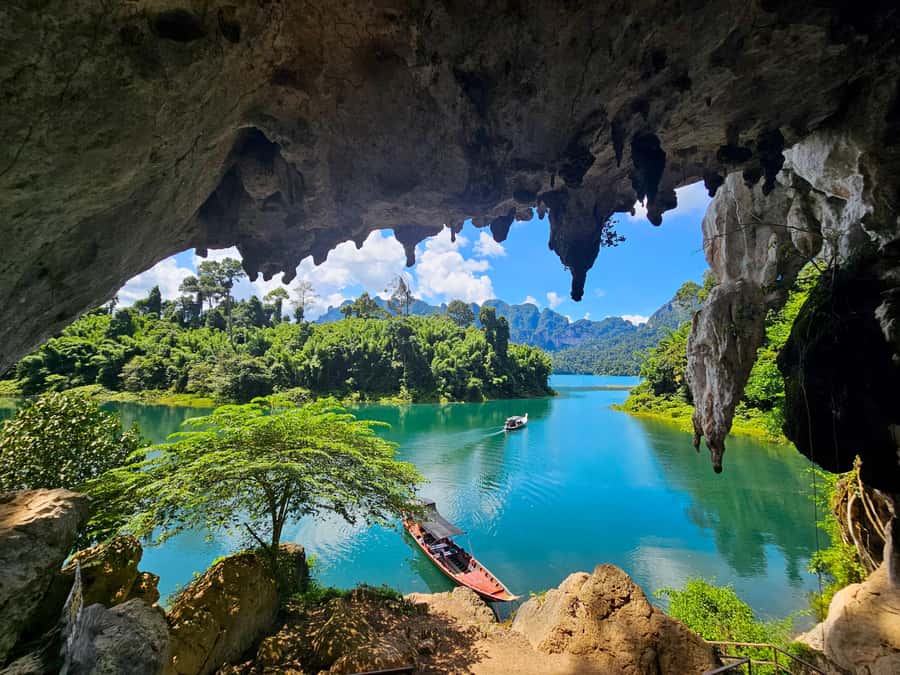 Khao Lak: Private Day Trip Khao Sok with Boat Tour & Lunch - What to pack for a wet rainforest day on a longtail
