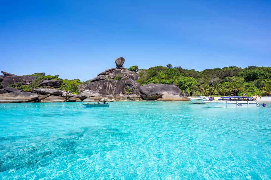 Khao Lak : Similan Islands Speed Catamaran Premium Morning - Who this premium Similan morning is best for