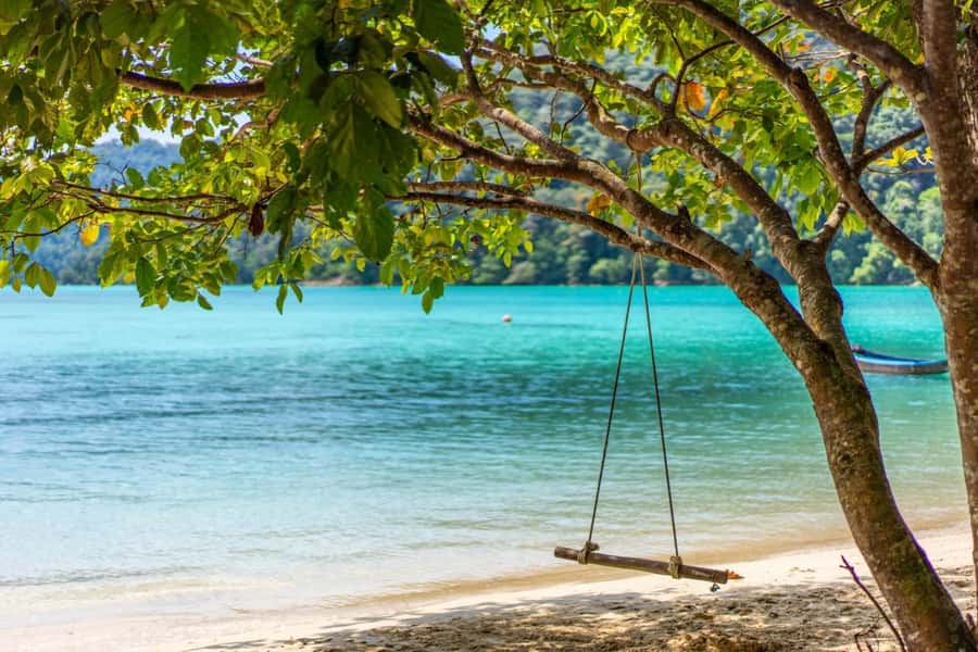 Khao Lak: Surin Islands Snorkeling Tour with Moken Village - Mu Koh Surin National Park lunch and beach time: when to slow down