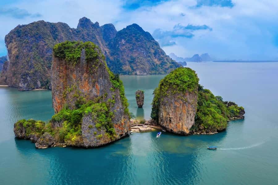 Khao Lak: Twilight Sea Canoe and Glowing Plankton Tour - Panak Island and more sea-cave time: the route gets deeper