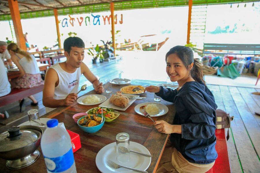 Khao Sok 2-Day Cheow Lan Lake, Wildlife & Ethical Elephants - Wildlife odds, timing, and the rain-or-shine plan
