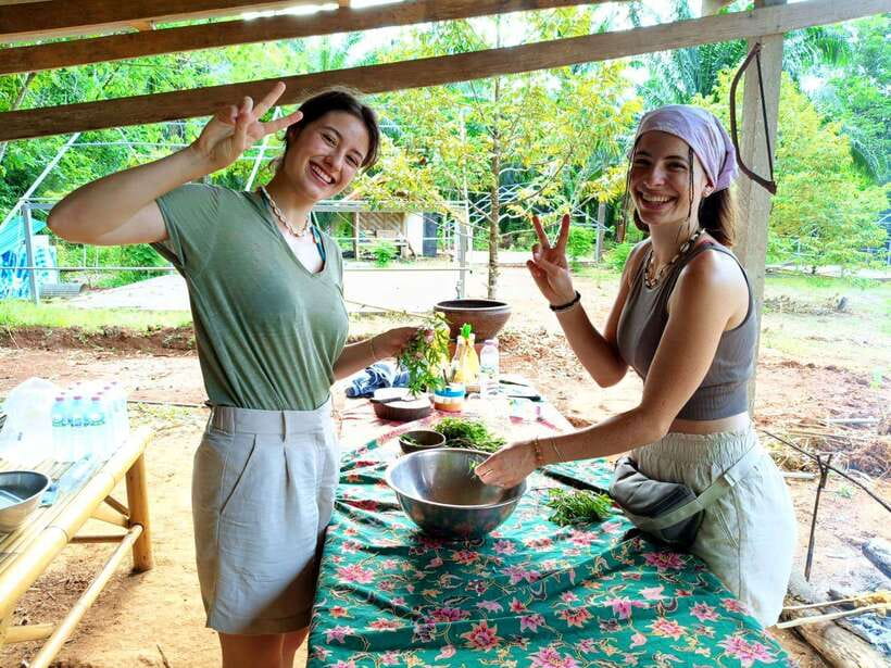 Khao Sok: Private Authentic Jungle Cooking Experience - Choosing Herbs and Vegetables Before You Cook