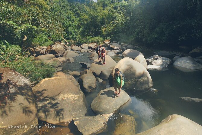 Khao Sok Rainforest | Hiking & Bamboo Rafting - Canoeing and bamboo-raft viewing on the Sok River