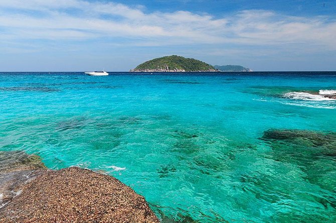 Similan Islands One Day Tour From Khao Lak - Food, Drinks, and Beach Comfort: You’ll Actually Eat Well