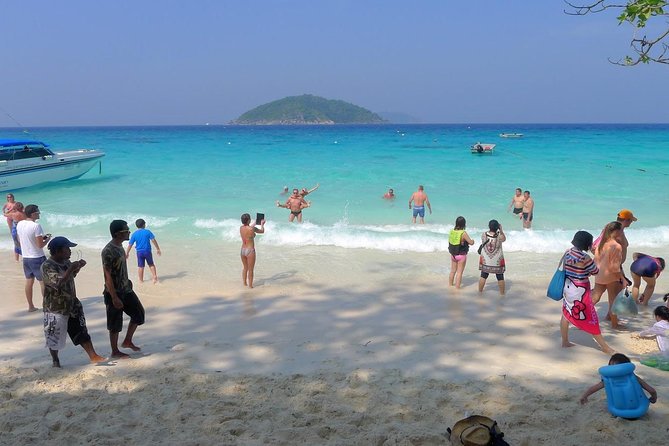 Similan Islands Snorkel Tour by Fantastic Similan Travel from Phuket - Donald Duck Bay and Sailing Rock: how to spend your beach time well